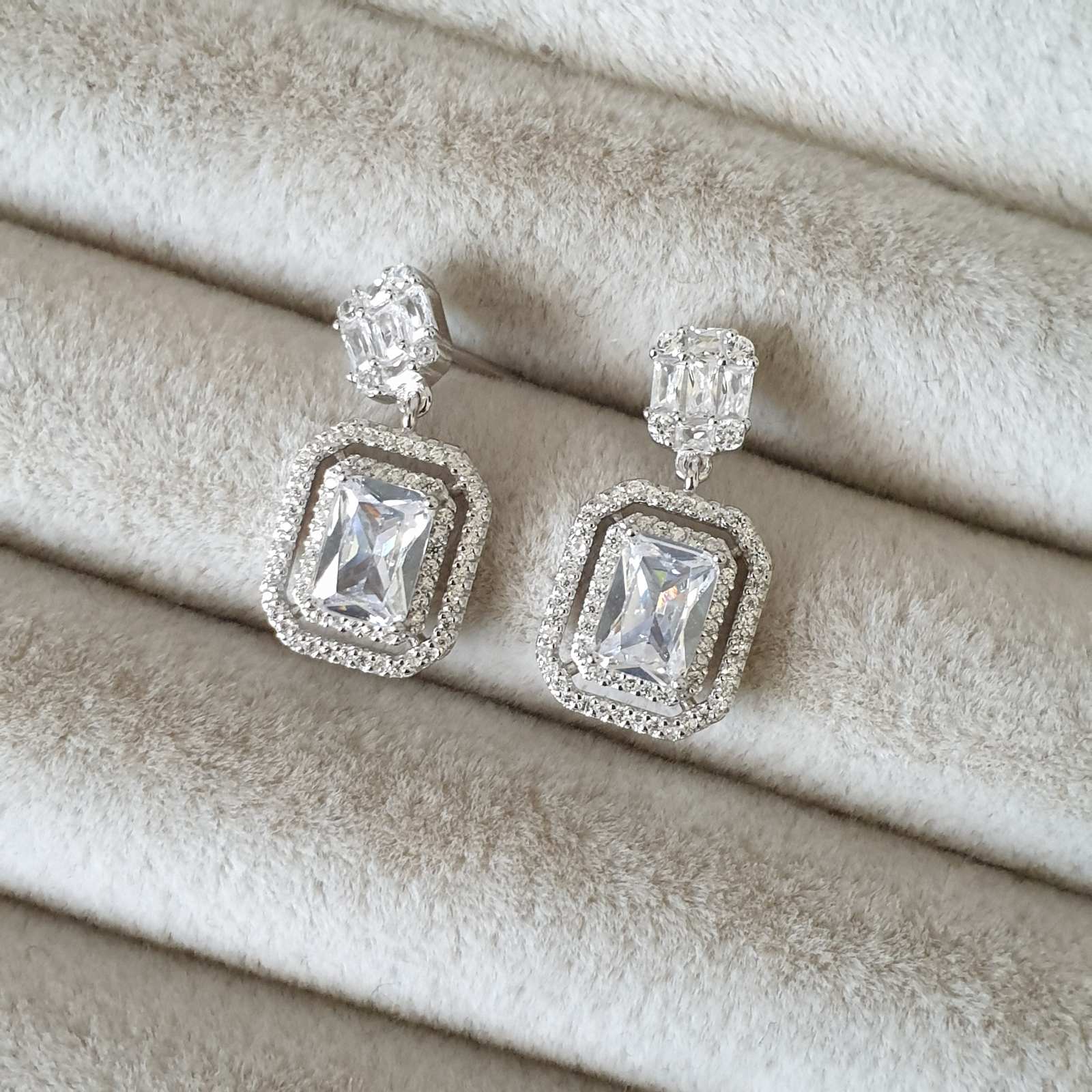 Boucles d'oreilles Argent Rhodié Garanti  rectangle sans pierre soldeargent - 40%