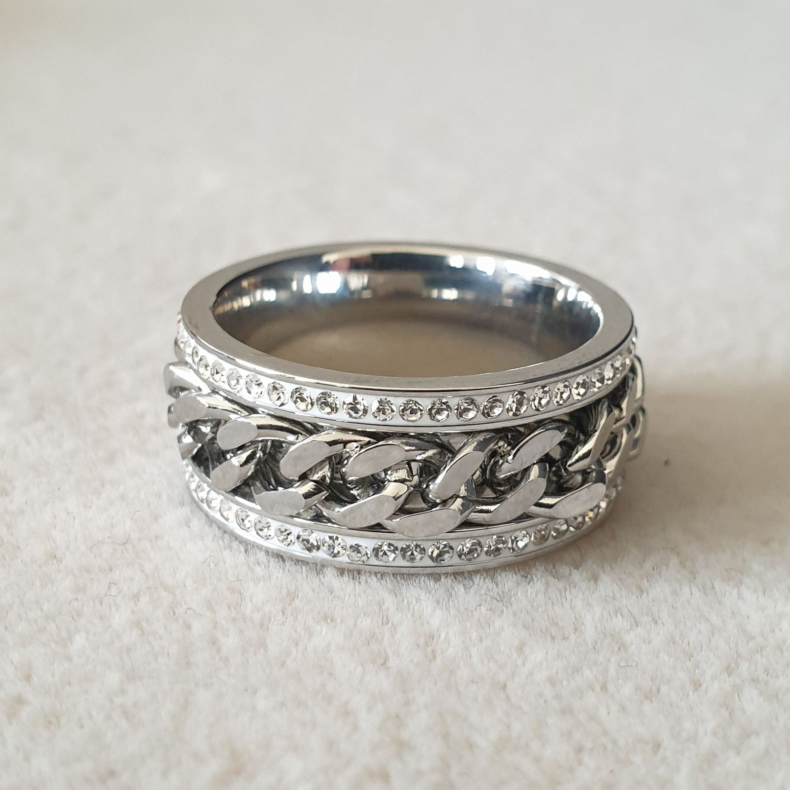 Bague acier garanti inoxydable anneau chargé en pierre américain
