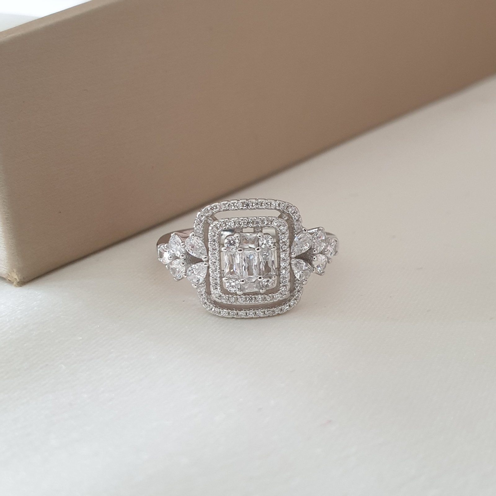 Bague  Argent Rhodié Garanti soldeargent - 40% carrée chargée
