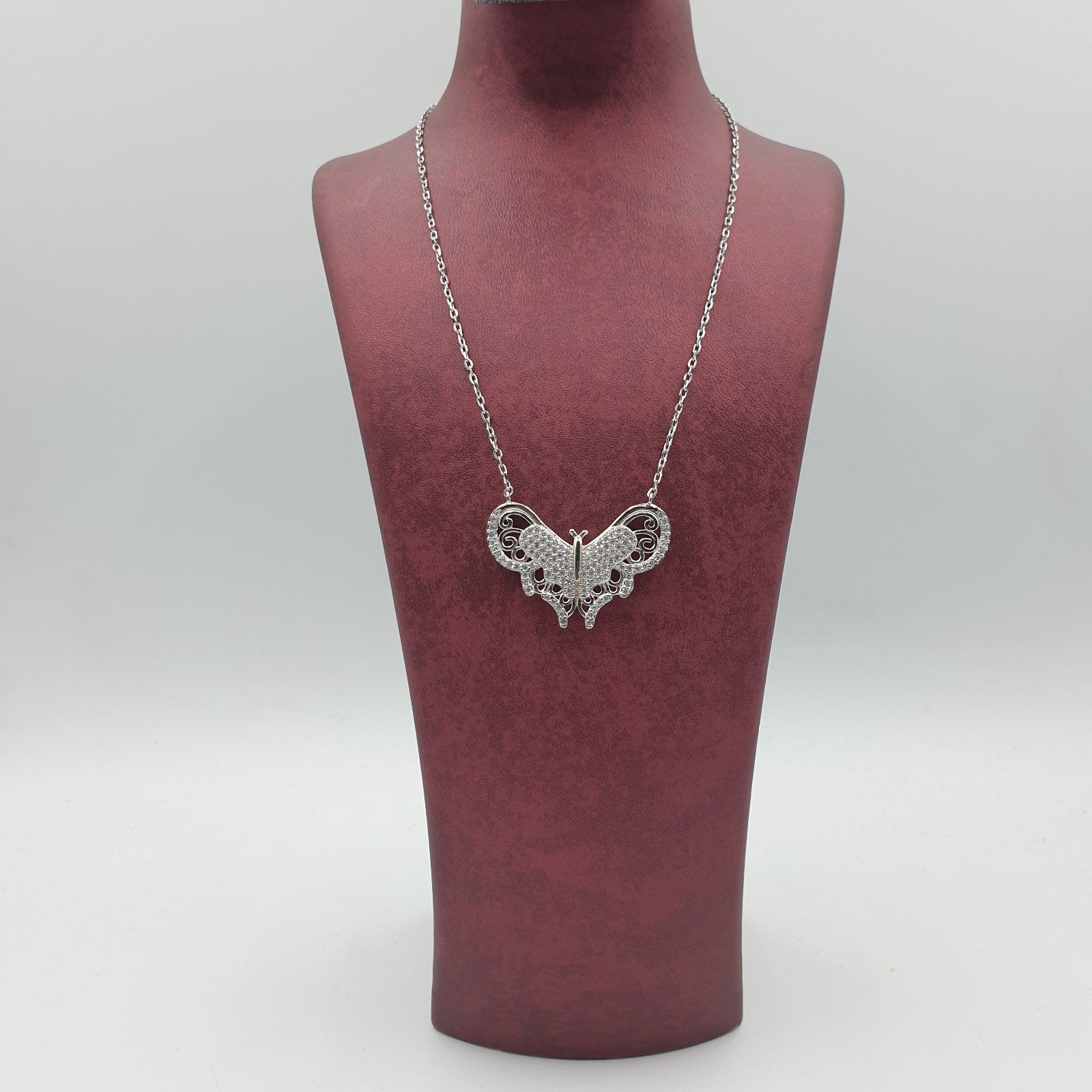 Collier Argent Rhodié Garanti gros papillon 🦋