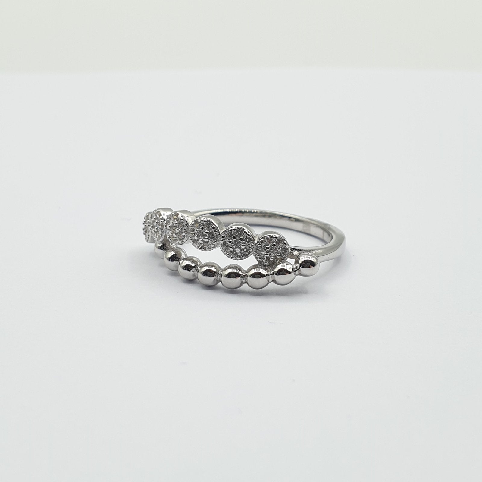 خاتم فضة مطلي روديوم مكفول نادين ساليرجنت - 40%