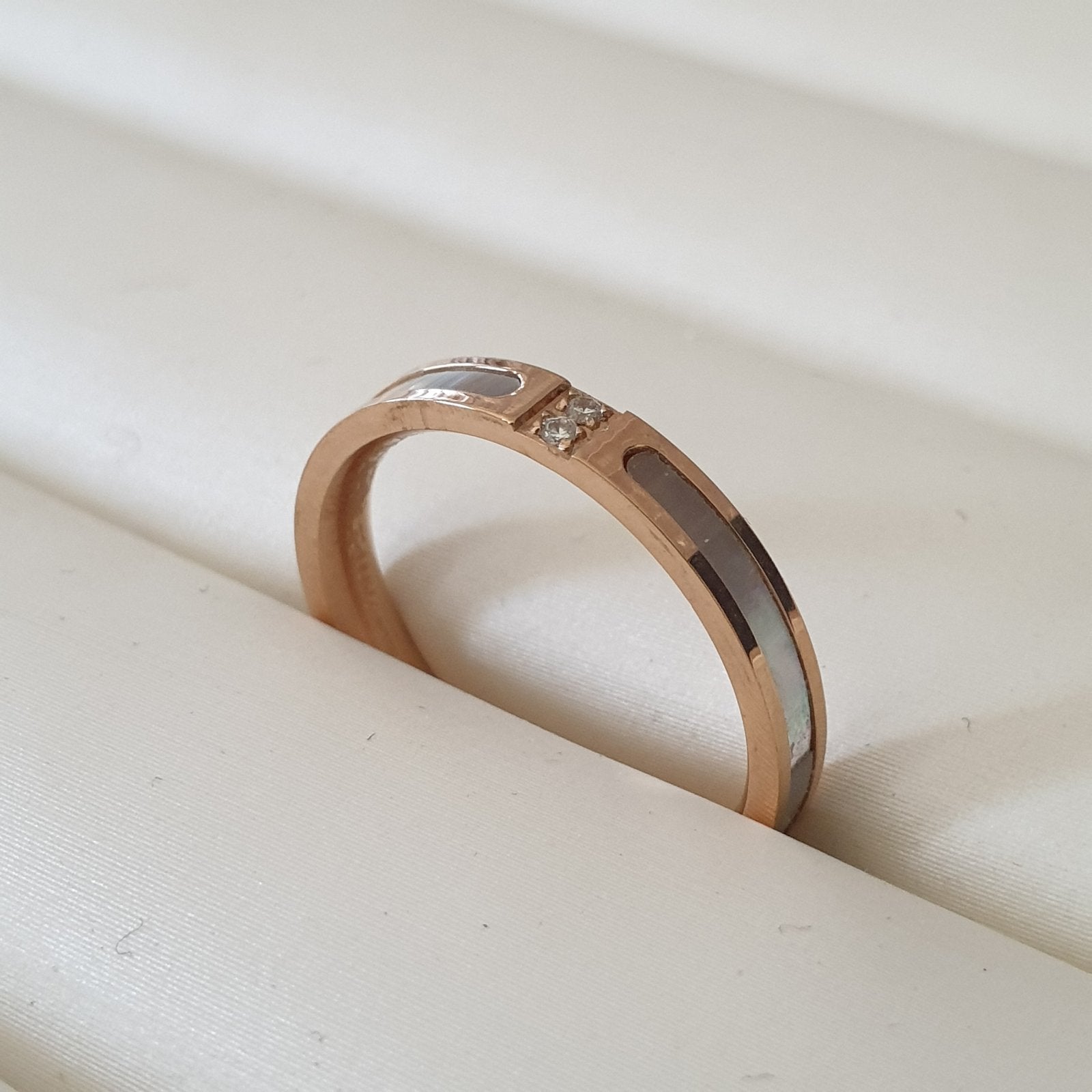 Bague acier garanti inoxydable anneau nacre 2 pierres rose gold