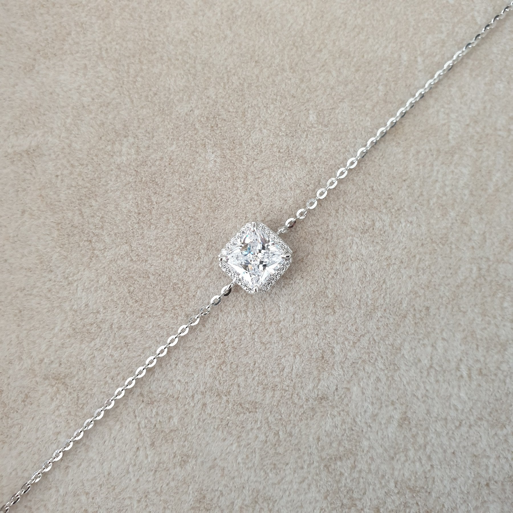 Gourmette argent Rhodié garanti gros carré